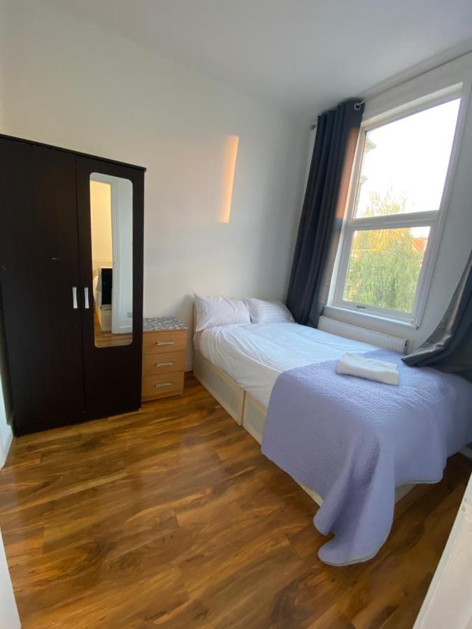 30 Willesden Lane London Eksteriør billede
