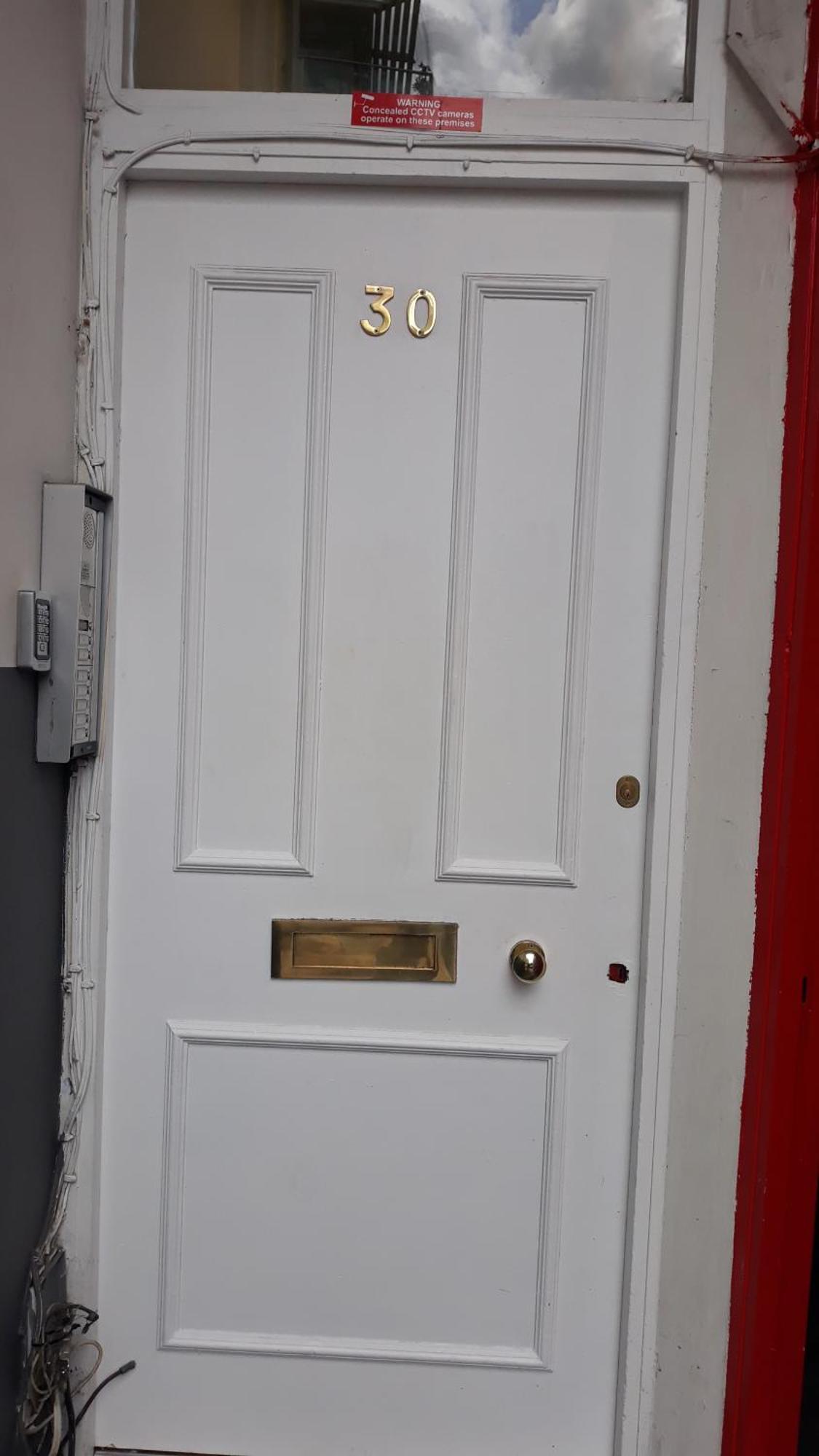 30 Willesden Lane London Eksteriør billede